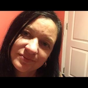 Meet your Posher, Shelly